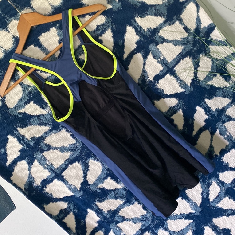 Nwot medium full body swimsuit - Picture 11 of 14